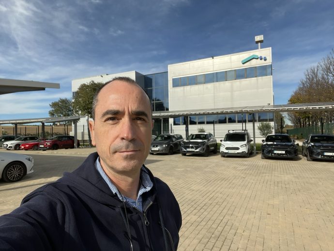 Jordi visita el centro de datos de Adam Datacenter en Cerdanyola del vallés.